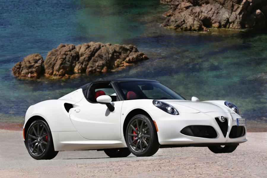  Alfa Romeo 4C Spider (960) 2015 года  (WW) (фото 39 из 59)